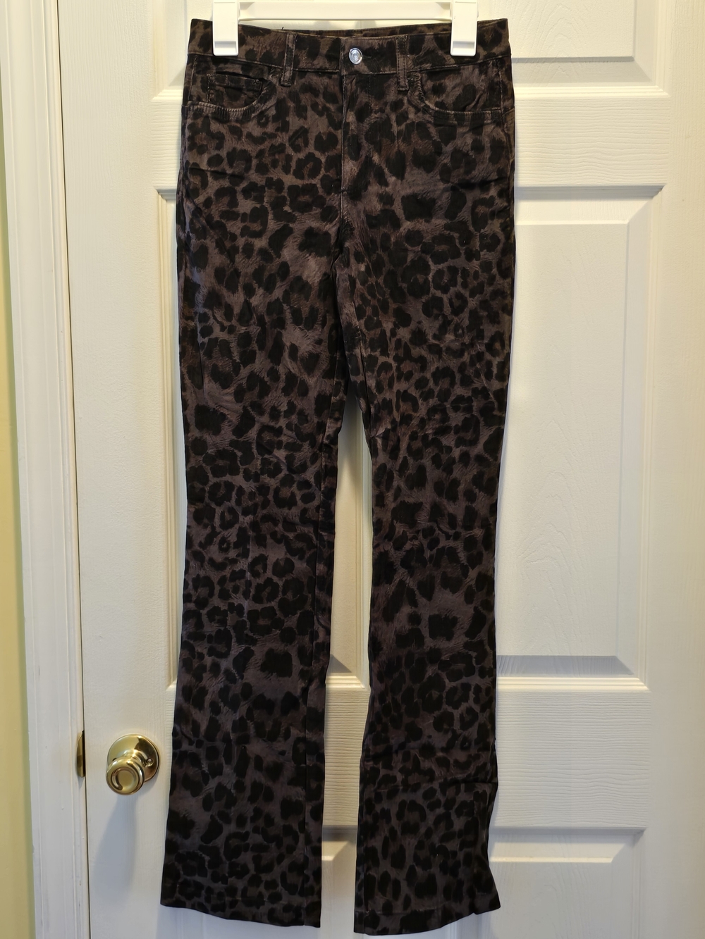 NWOT Liu Jo Black and Brown Leopard Print Pants - 27"